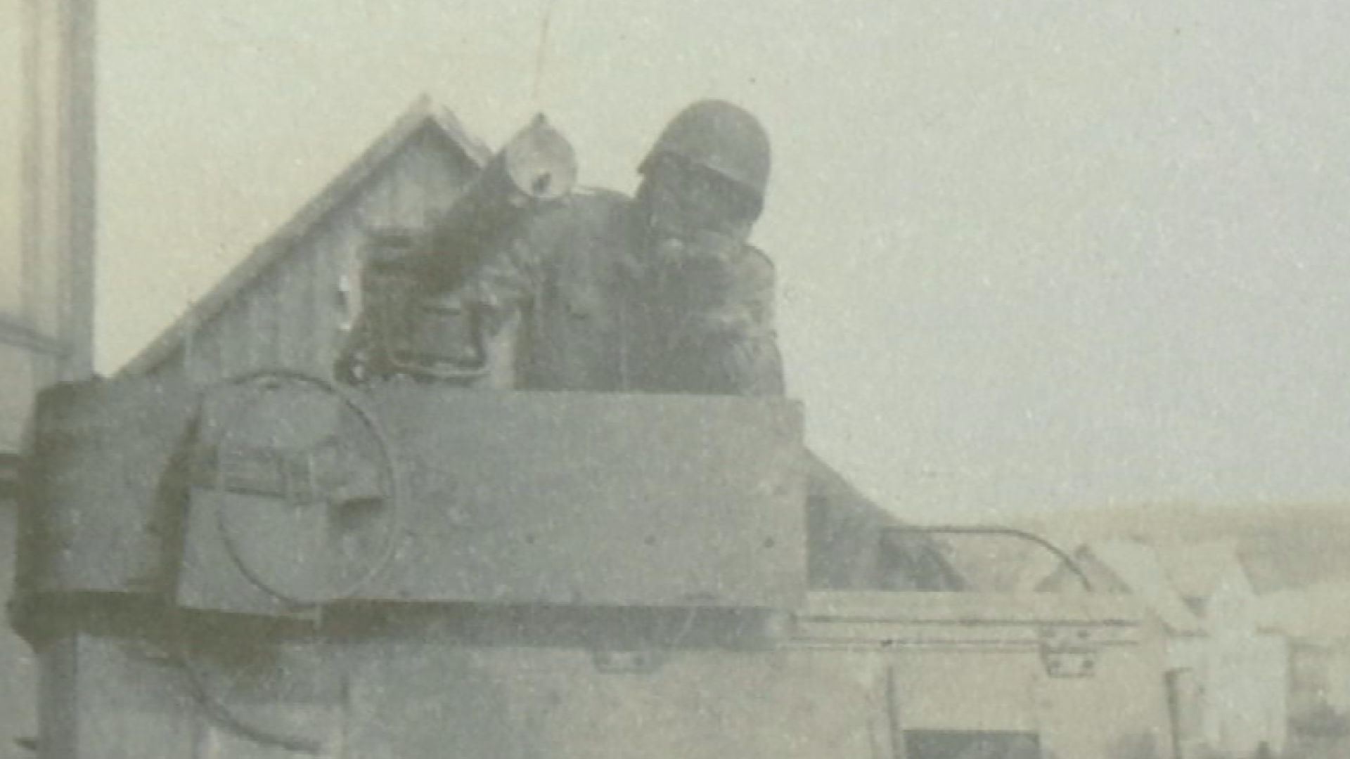 Roy Duncan in Armored Division